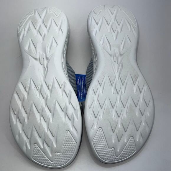 SKECHERS Go Walk Sandals, Women's Size 7, Glistening Silver - Picture 6 of 9